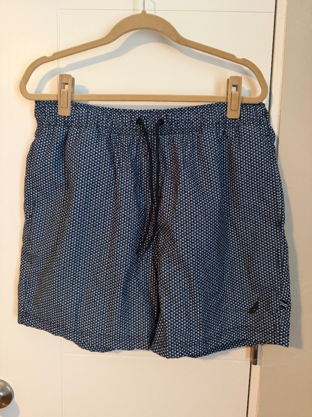 MENs Nautica Swim Shorts (Size L)